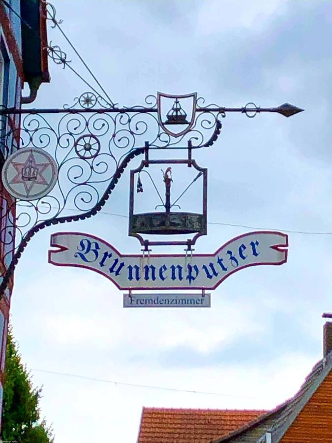 Brunnenputzer Pension Restaurant Kulsheim Екстериор снимка